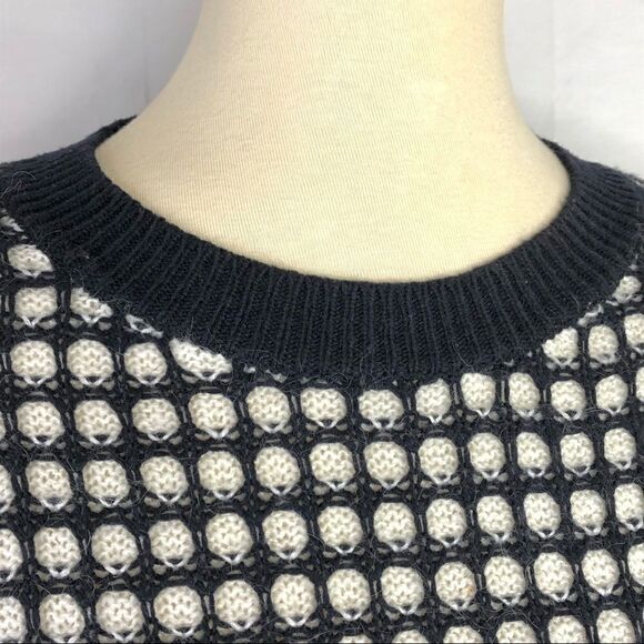 UNIQLO SWEATER                      CREW NECK TEXTURED MOHAIR BLEND SWEATER - Picture 5 of 9